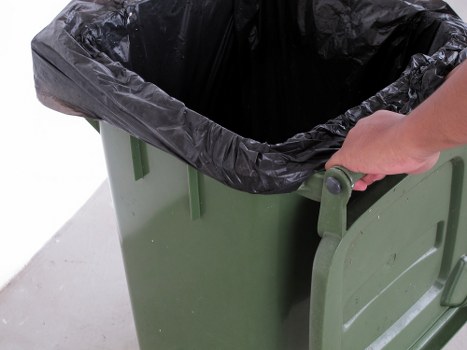 Eco-friendly furniture disposal methods in Temple
